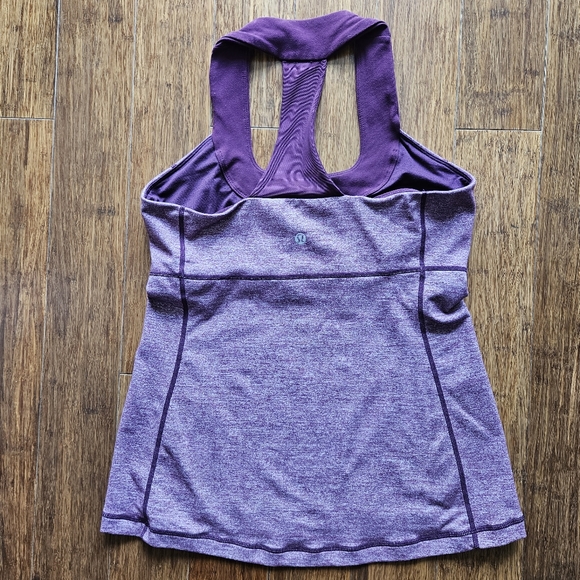 Lululemon Scoop Tank - Picture 2 of 5